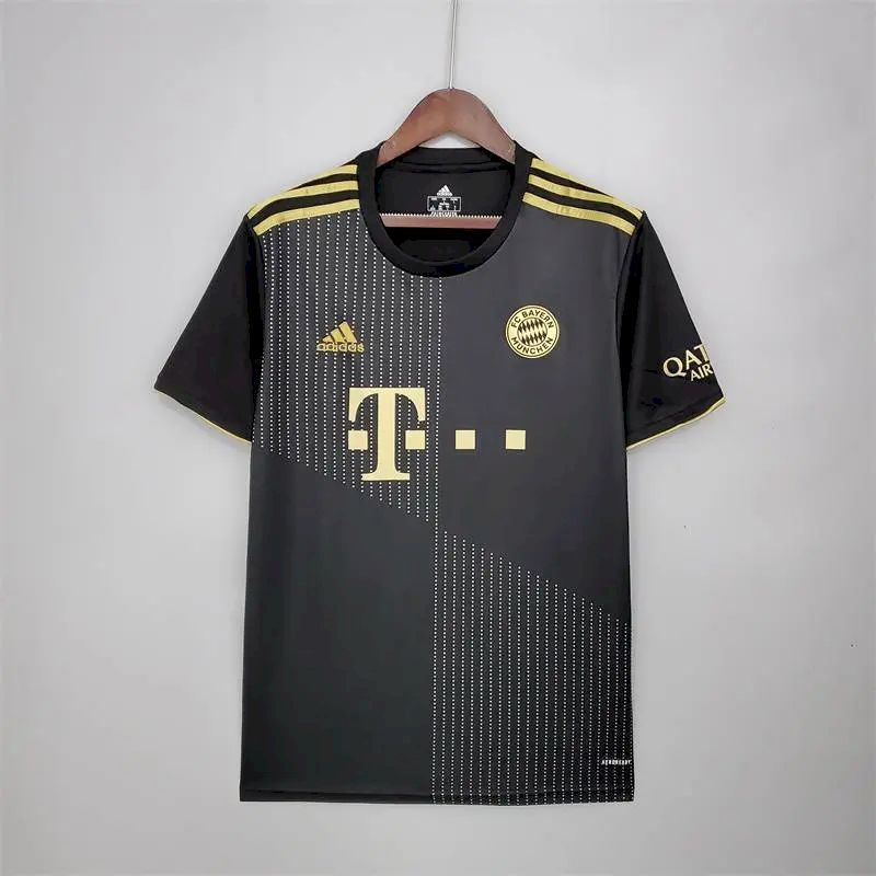 Retro Bayern Munich Away Shirt 2021/22