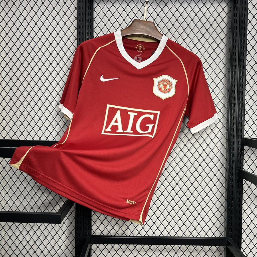 Retro Manchester United Home Shirt 2006/07