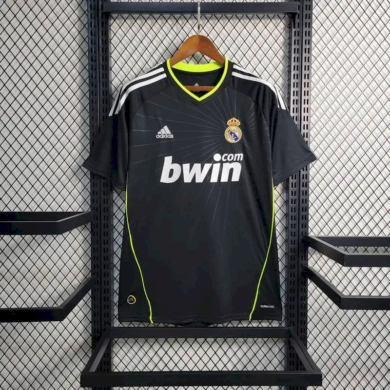 Retro Real Madrid Away Shirt 2010/11