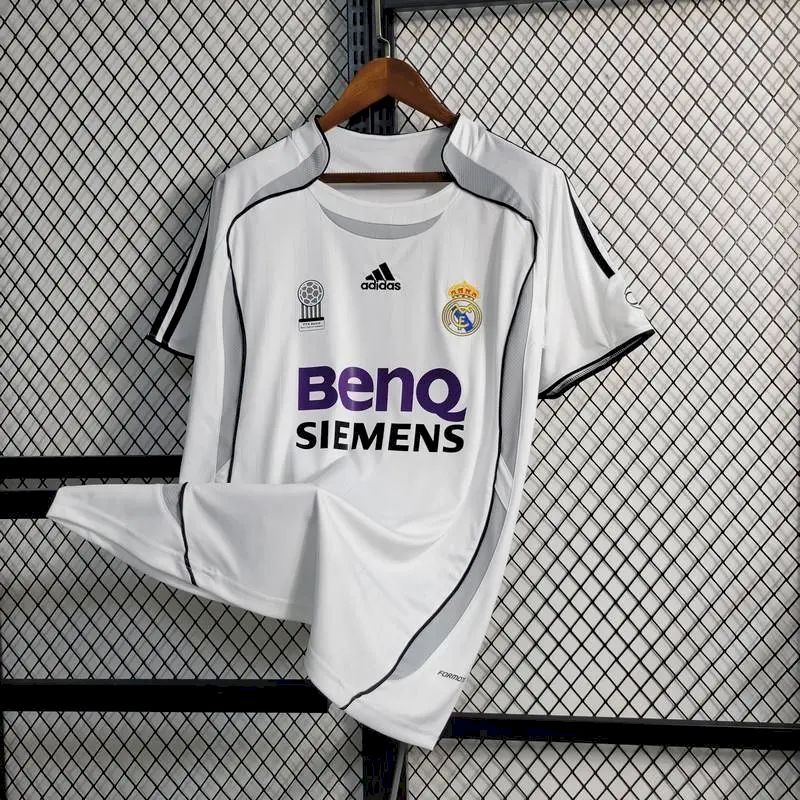 Retro Real Madrid Home Shirt 2006/07
