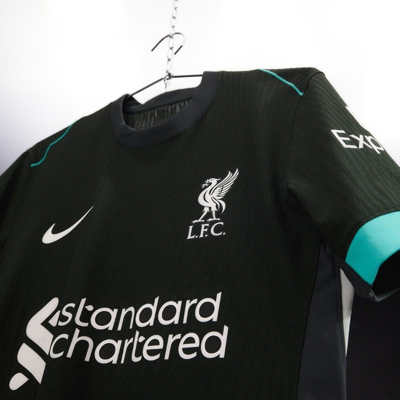 Liverpool 24/25 - Away Kit (NEW)