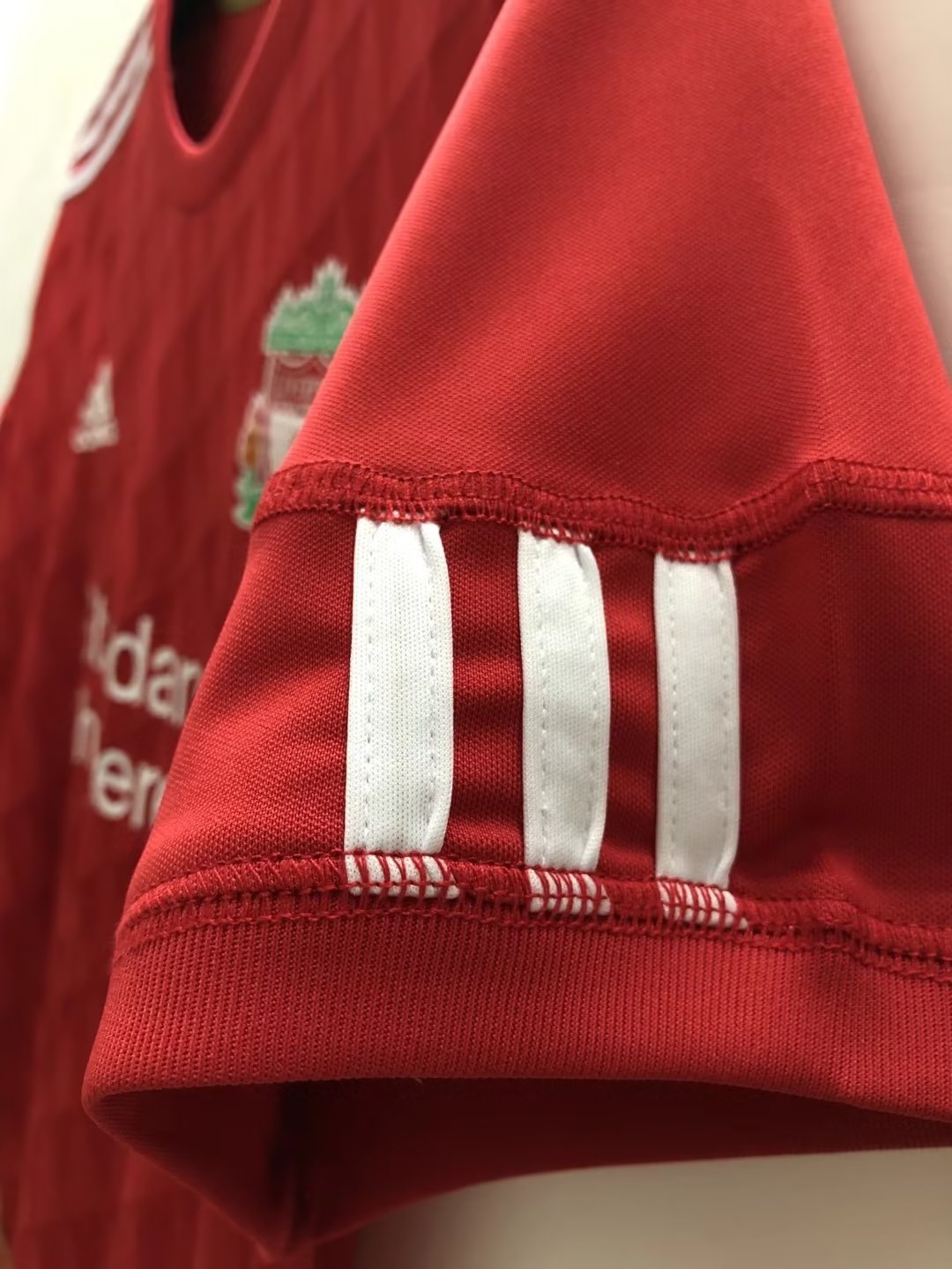 Liverpool 2010 - Home Kit (Retro)