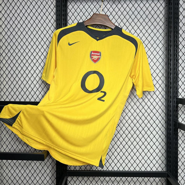 Retro Arsenal Away Shirt 2005/06