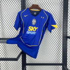 Retro Juventus Away Shirt 2004/05
