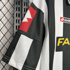 Retro Juventus Home Shirt 2001/02