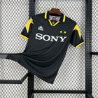 Retro Juventus Third Shirt 1996/97