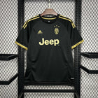Retro Juventus Third Shirt 2015/16