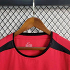 Retro Manchester United Home Shirt 2002/04