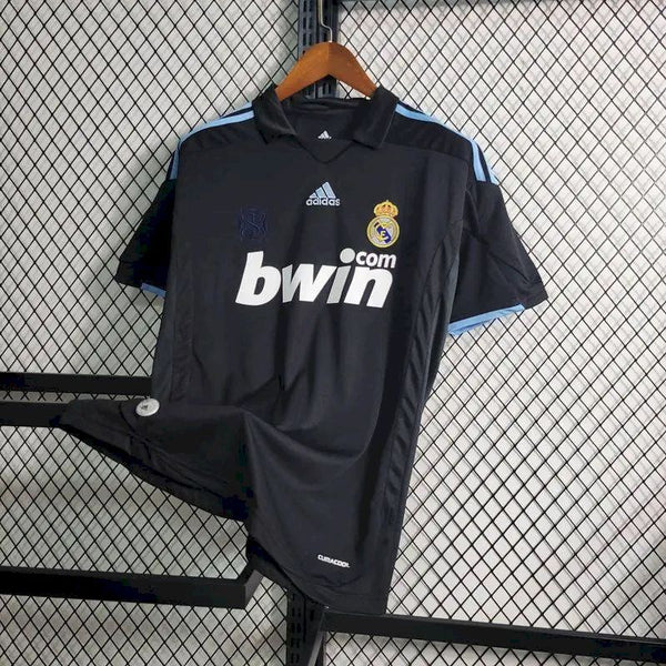 Retro Real Madrid Away Shirt 2009/10